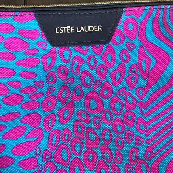 Estée Lauder Cosmetic Bag - Picture 2 of 4